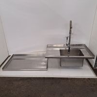 Zu- und Wegführtisch für Haubenspülmaschine I Spülbecken