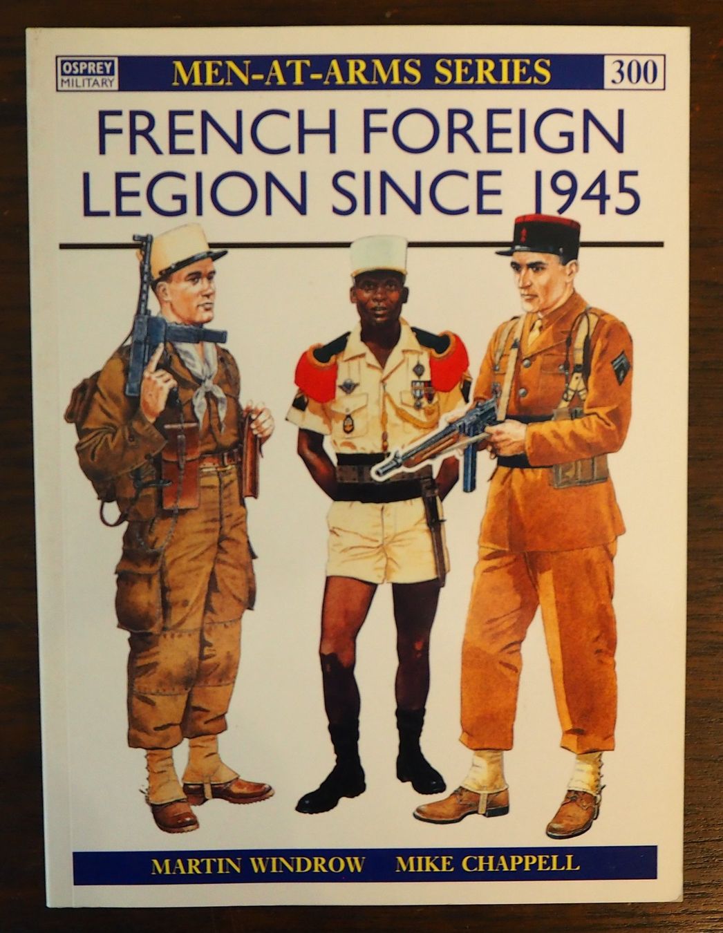 Libri: Fremdenlegion / 3 Bücher / englisch – Usato da Chur venduto da big_5zx8 3