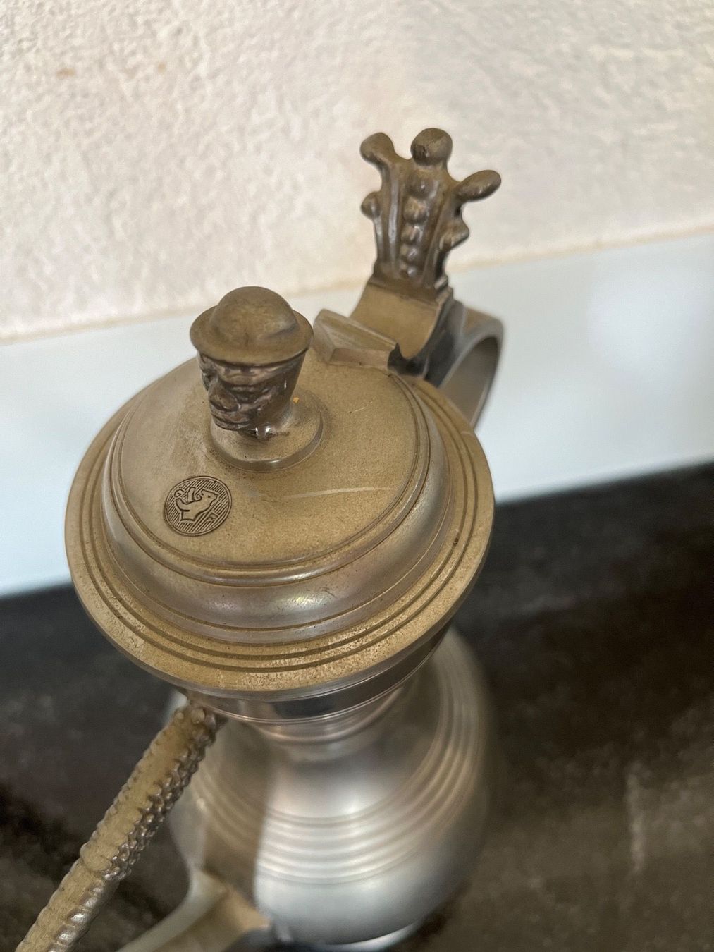 Caraffe: Channe bernoise en étain – Usato da Marly venduto da 21ypsilon 2