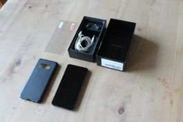 Samsung Galaxy S10e - Top Zustand - Inkl. Zubehör! Iodé OS