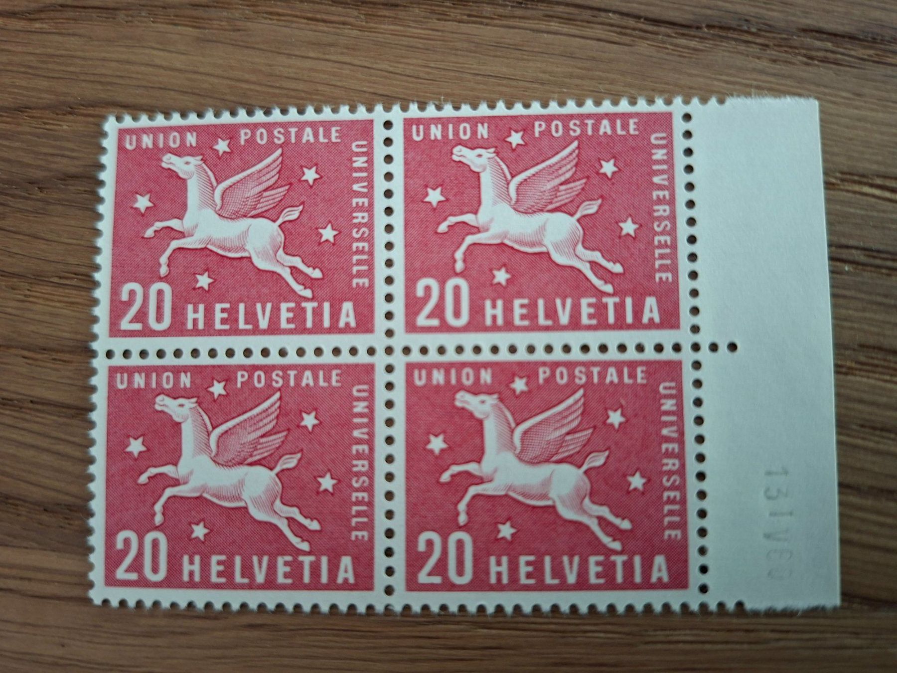 Tous les timbres: Dienstmarken 4er Blocks: UPU – Neuf (Voir description) à Hinterkappelen par 1399 2