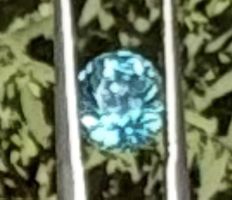 Natürlicher Zirkon 4.04 ct mit Zertifikat