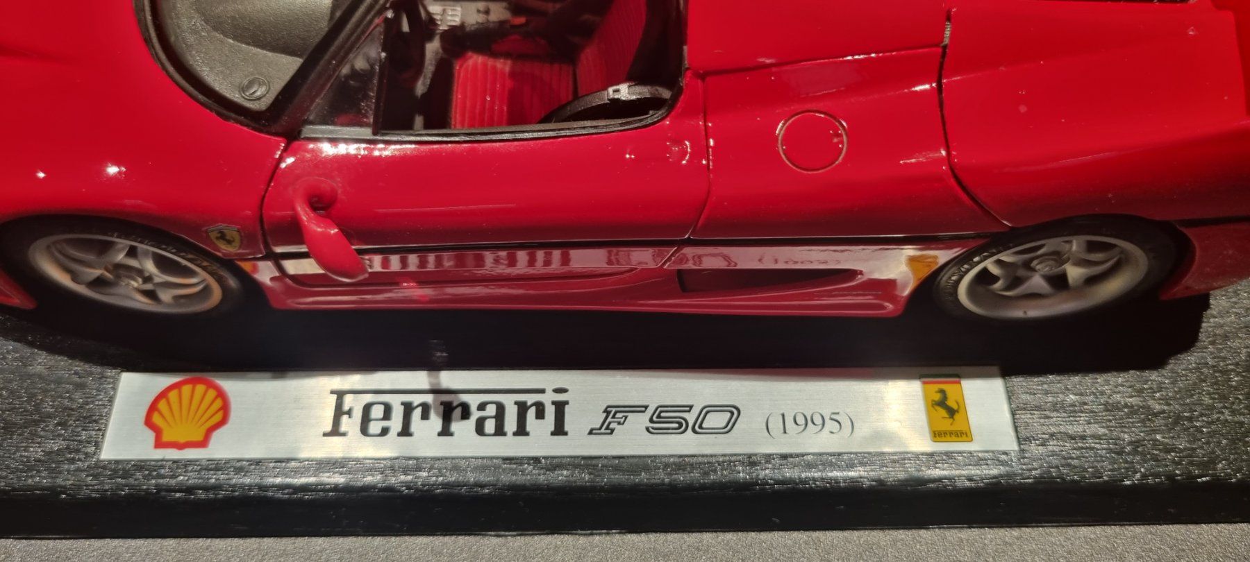 Ferrari Modellini d'auto: Ferrari F-50 Modell – Usato da Lachen SZ venduto da LinDiscount 2