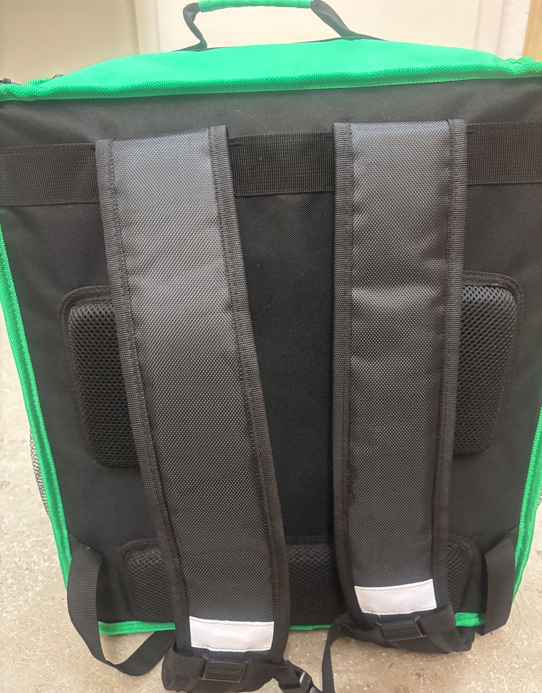 Zaini: Uber Eat delivery Backpack – Nuovo e nell'imballaggio originale da Basel venduto da tbadovin 1