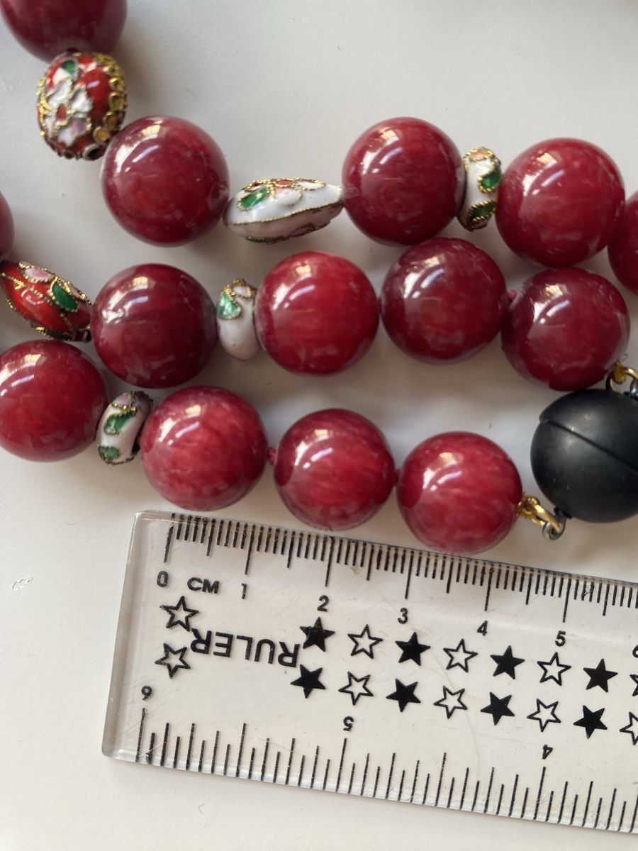 Catenine: Asiatische Koralle Halskette – Usato da Givisiez venduto da dor_xb9k 2