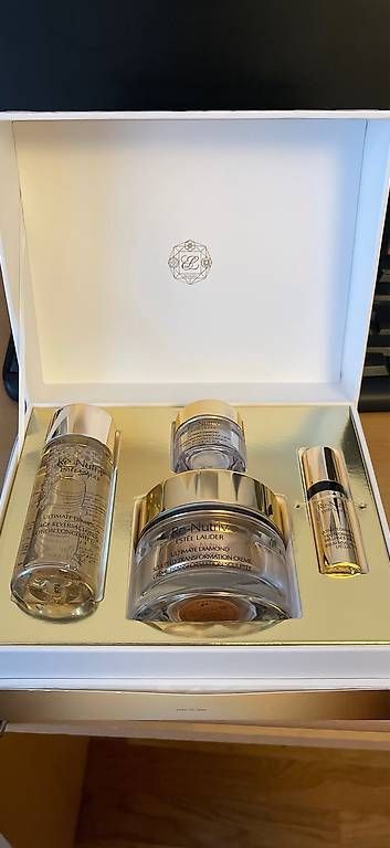 Estée Lauder Gesichtspflege: Estee Lauder Set Re-Nutriv golden Set – Gebraucht aus Zürich von LihuaC