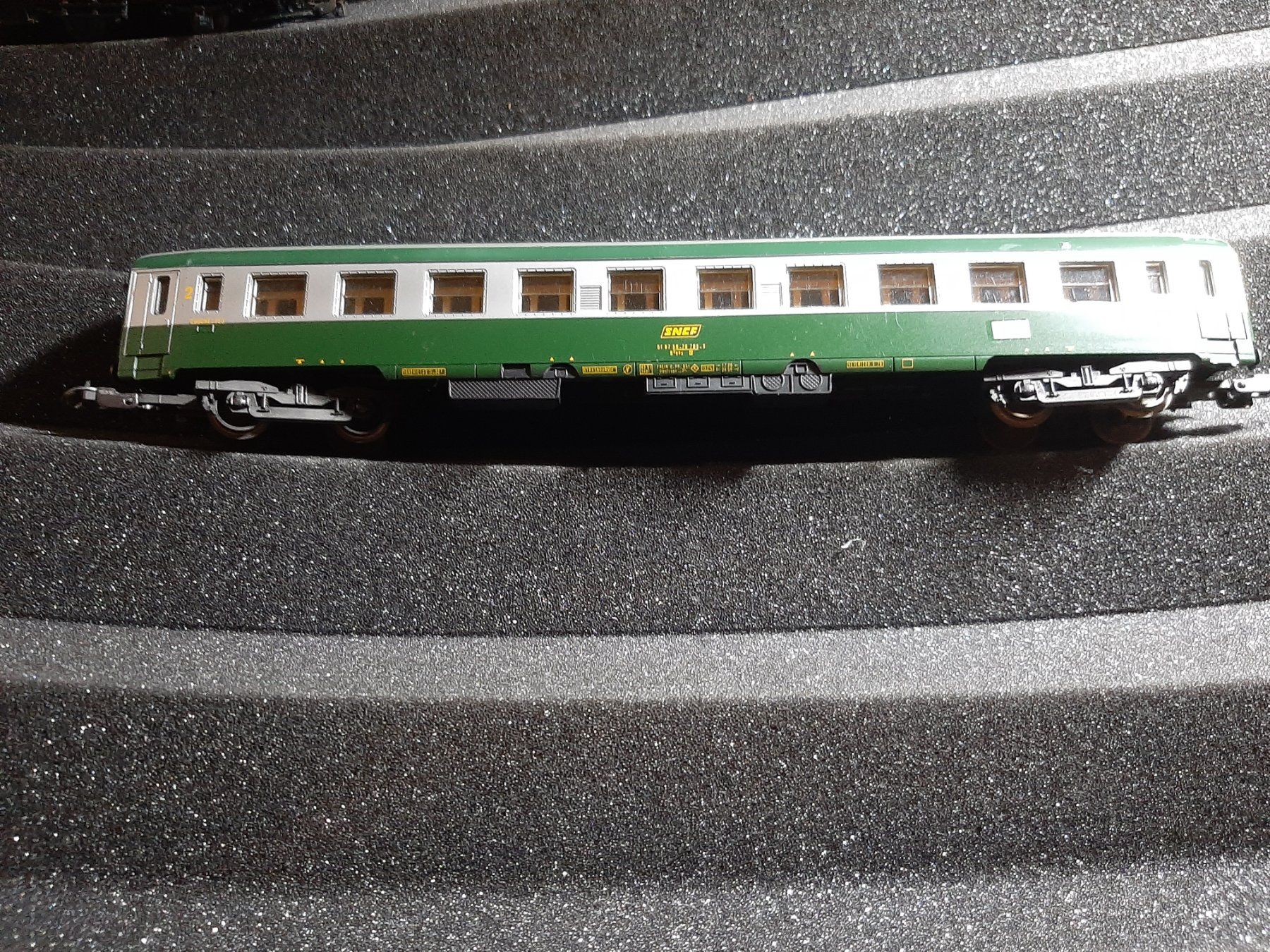 Lima Trains électriques: LIMA SNCF 2CL. COUCHETTES REF.17 – D'occasion à Avully par RIVALIS 2