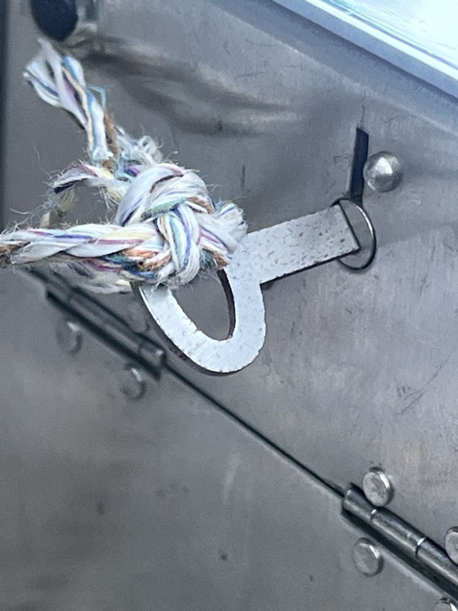 Wecker: 4 Stück WINTERTHUR-LEBEN Wecker Spardose Kässeli – Gebraucht aus Wiesenberg von swissantik 8