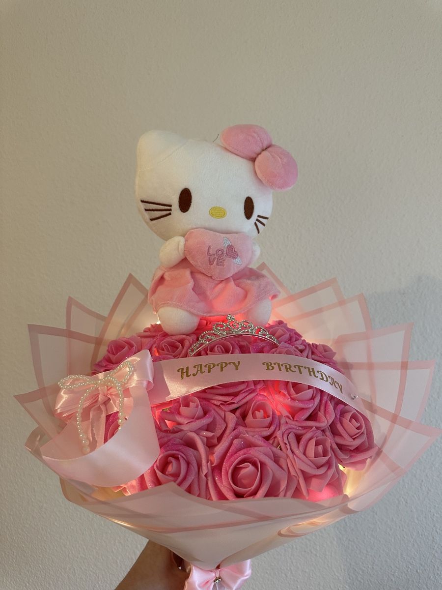 Tutte le decorazioni: Hello Kitty Rosenstrauss - Perfekt als Geschenk! – Nuovo e nell'imballaggio originale da Rheinfelden venduto da SilviaDobreva
