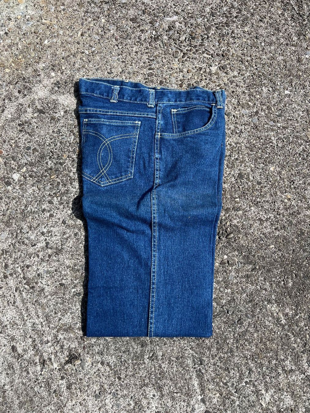 Jeans: Herren Jeans Schlaghose Gr. 42 – Nuovo (secondo la descrizione) da Schübelbach venduto da Dolly990_2