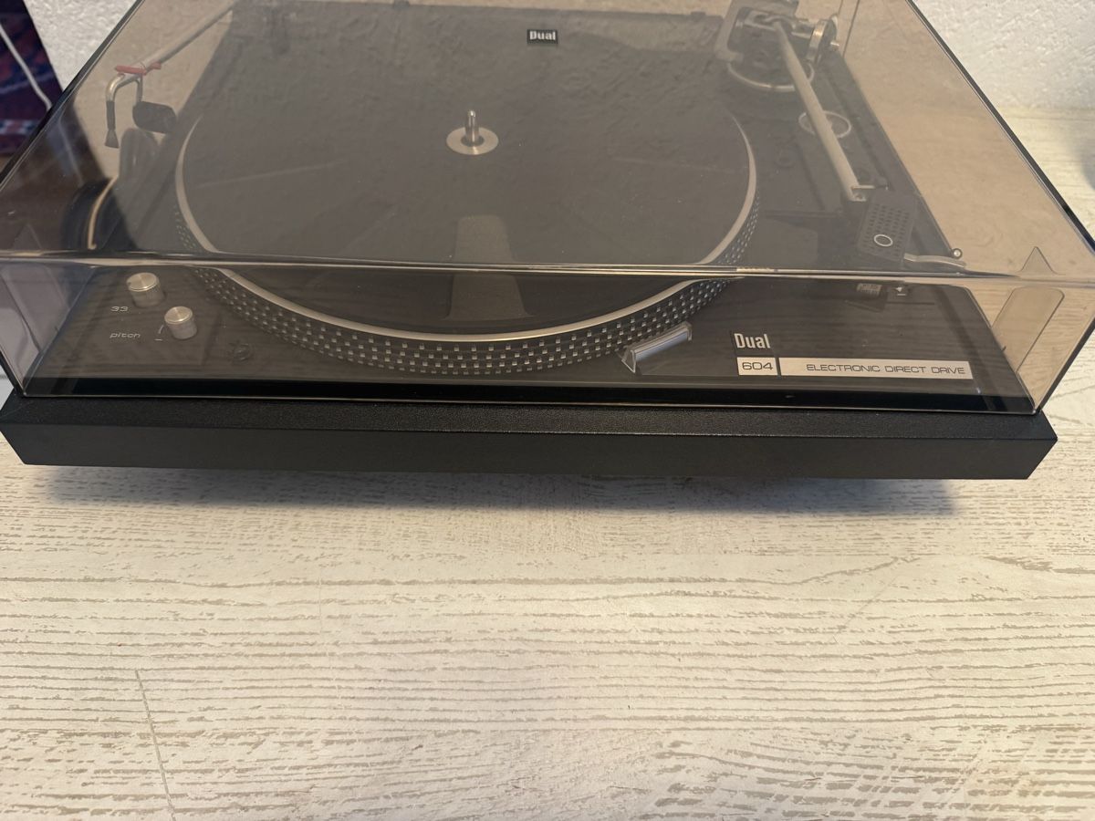Dual Giradischi: Dual 604 Plattenspieler – Usato da Zunzgen venduto da milesdavis76 2