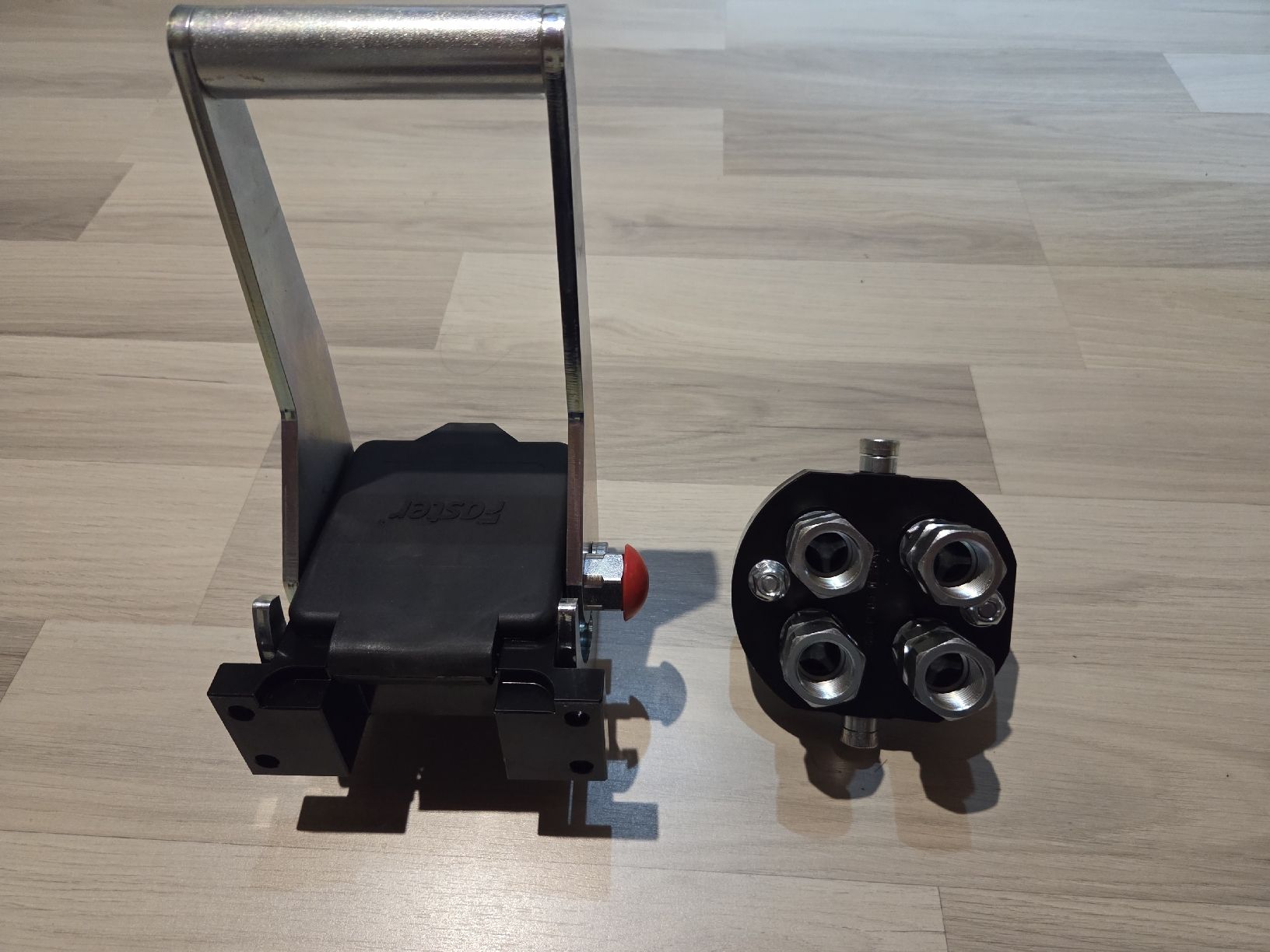Metall- & Schlosserei Sonstiges: Faster Multikuplung für Traktor Frontlader – Neu und originalverpackt aus Escholzmatt von tinutechag 1
