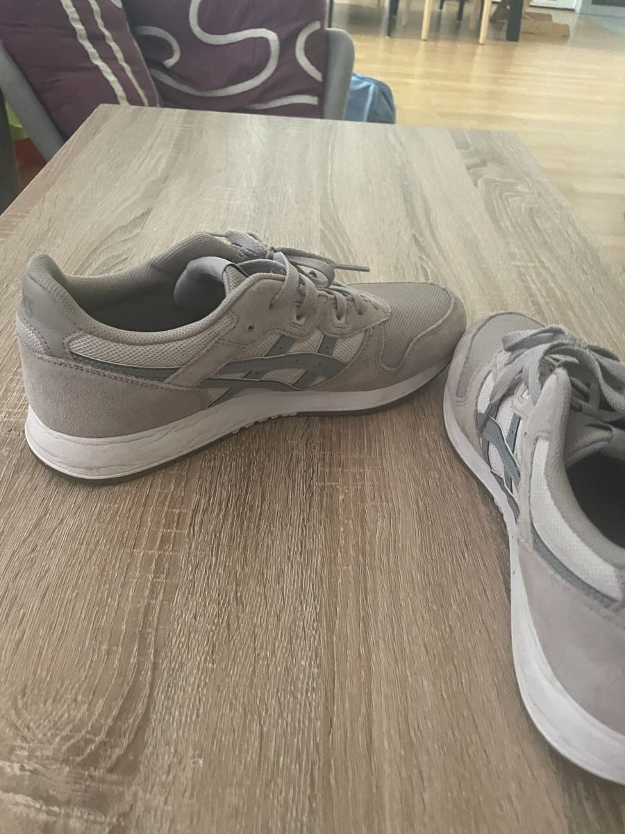 Asics Scarpe da uomo: Asics Herren Schuhe Sneaker Gr 44 – Usato da Buchrain venduto da Bygger31 2