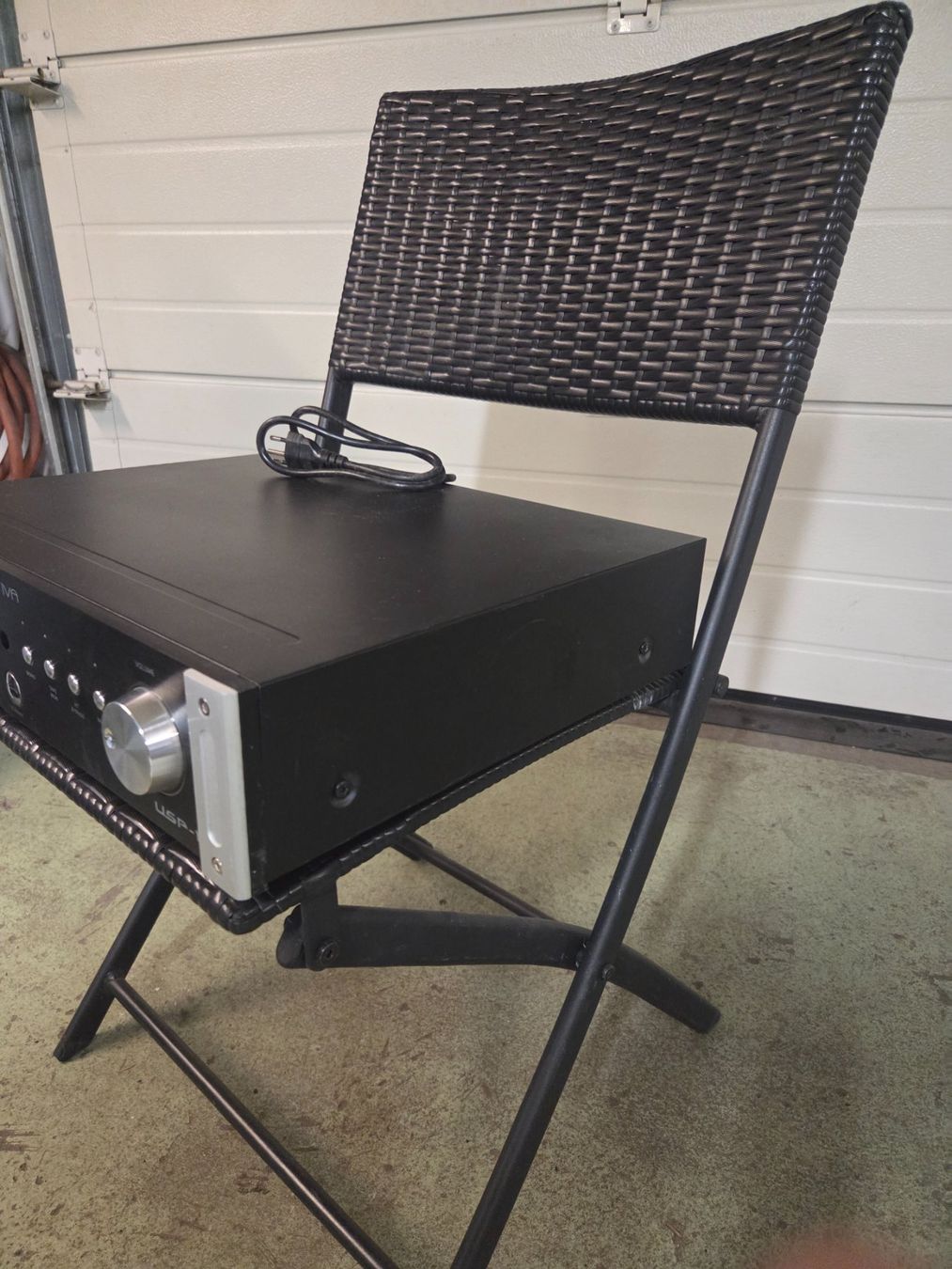 Amplificatori: Emotiva pré-amplificateur avec télécommande – Usato da Conthey venduto da greenday85 1