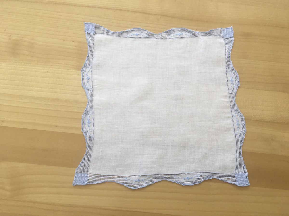 Altro in  Abbigliamento & Accessori: Taschentuch, Appenzeller Handarbeit – Nuovo (secondo la descrizione) da Zürich venduto da mirjamgg