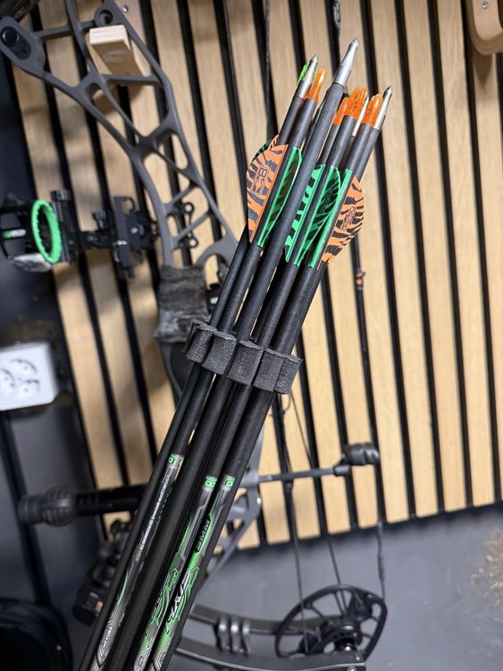HOYT Axius Alpha 30 zoll Compoundbogen, 40-50lbs ab service (Gebraucht ...