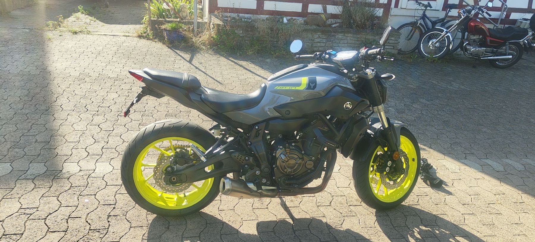 Yamaha Route: Yamaha Mt-07 – D'occasion à Lommis par fab_vyp7 2