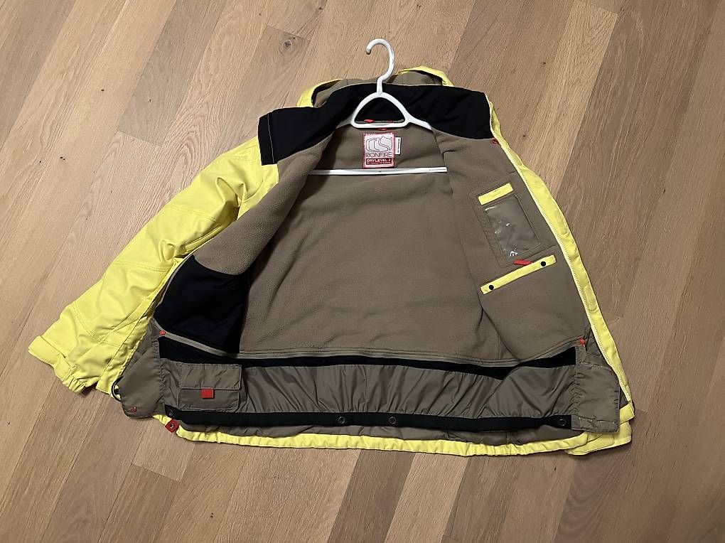 Giacche: Bonfire Skijacke Grösse M – Usato da Laax GR venduto da MountainAnd 2