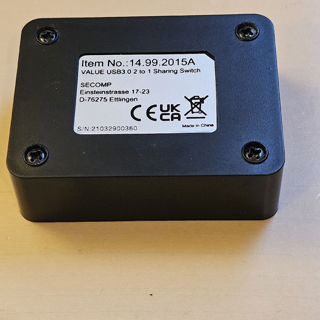 Unità & Adattatore: Neuwertiger USB 3.0 Switch 2 zu 1 – Usato da Wettingen venduto da Christianv 3