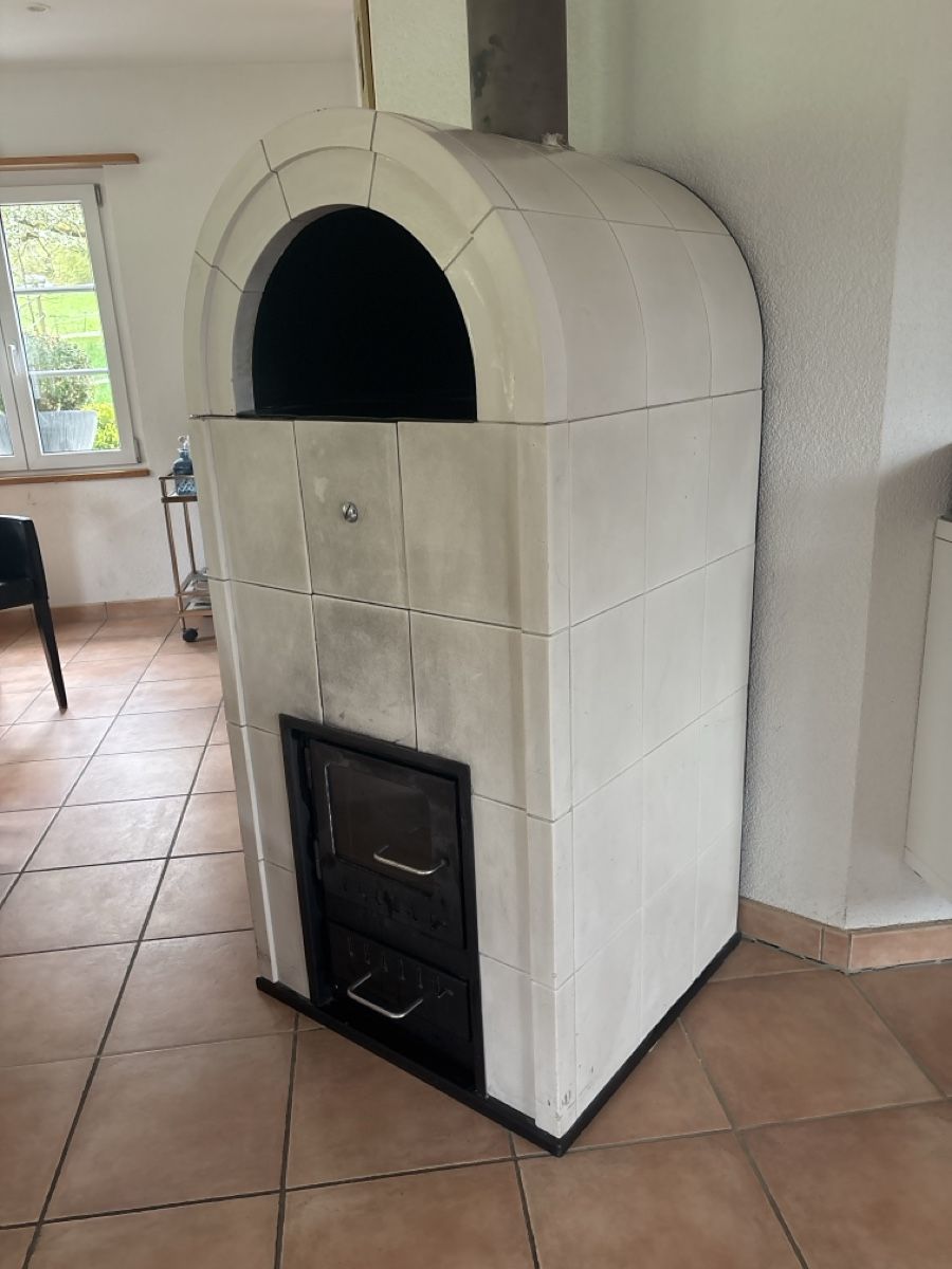 Stufe caminetto: Schwedenofen beige – Usato da Kirchleerau venduto da koerbel 1