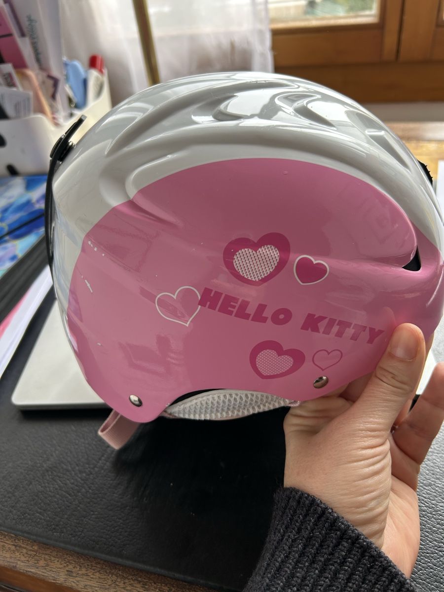 Caschi: Casque ski Hello Kitty S – Usato da Athenaz (Avusy) venduto da cyrano476 2