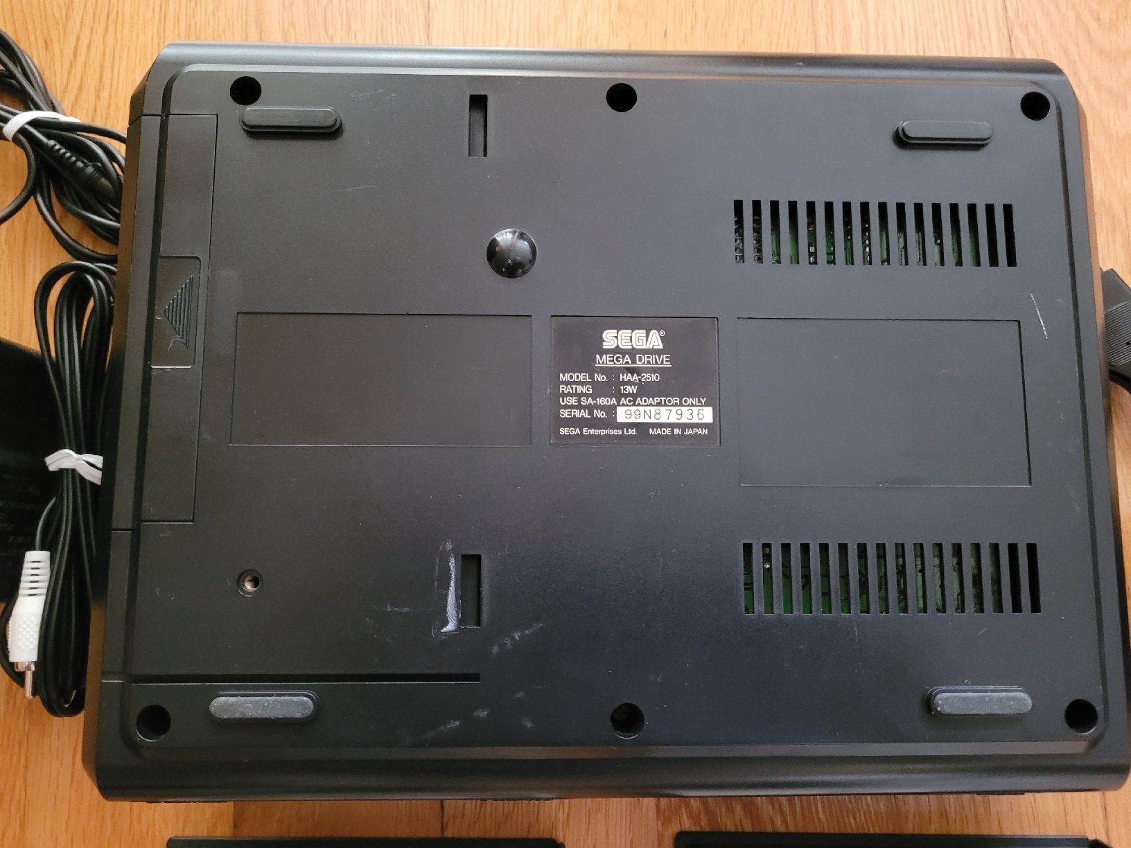 Sega Console: Sega Mega Drive Konsole Japan Set mit Shining Force – Usato da Münchenstein venduto da danytlaw 1