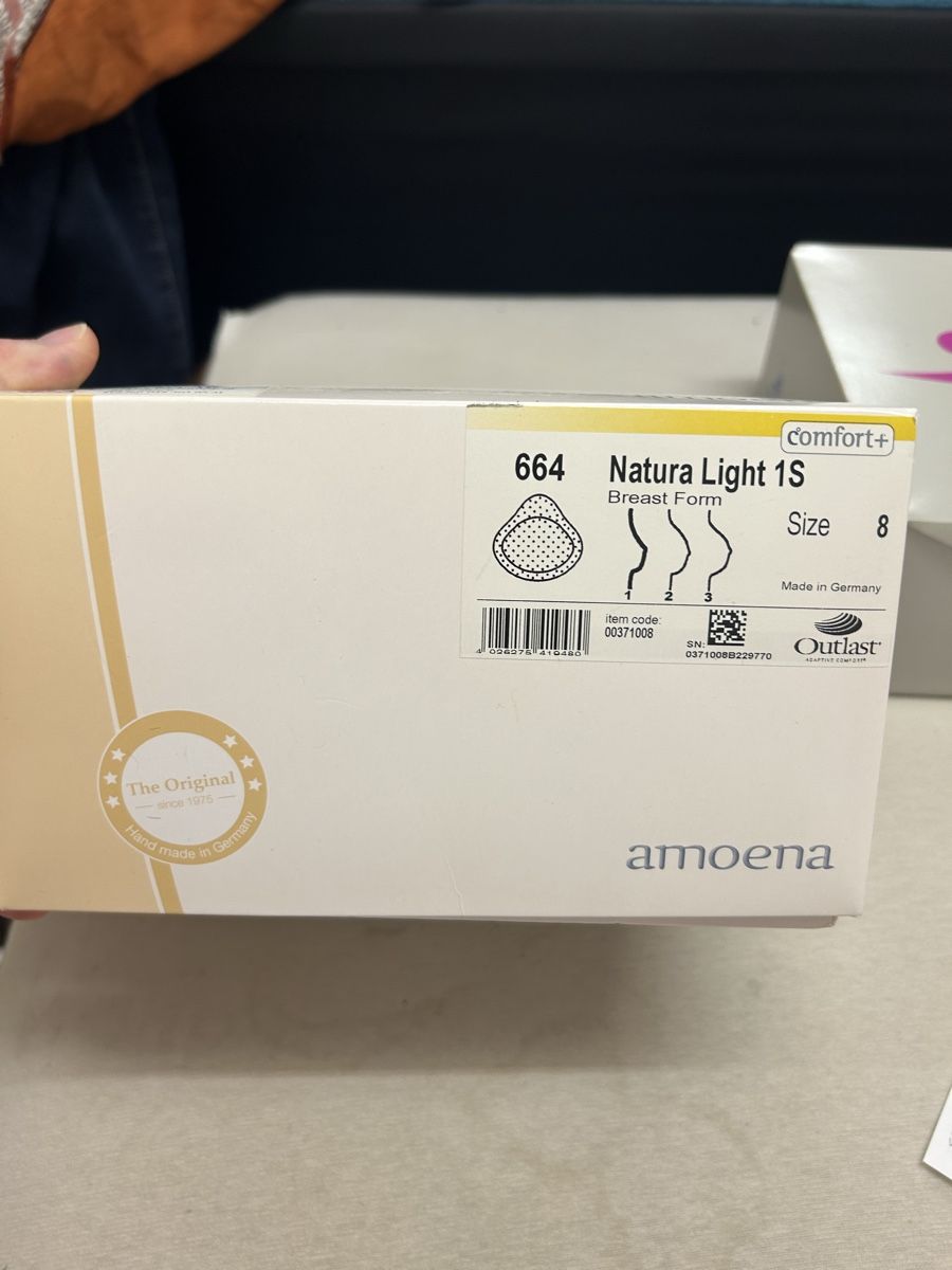 Appareils médicaux: brustprothese amoena neu – Neuf avec emballage d'origine à Zürich par 11Zitronenfalter 1