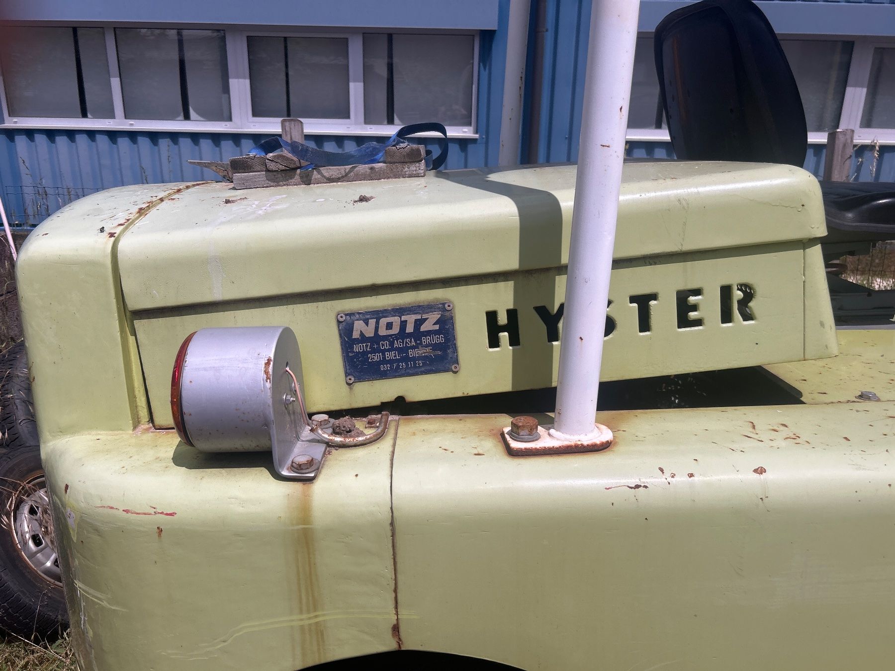 Carrelli elevatori e a forche: Hyster Stapler – Usato da Büsserach venduto da ronnin1 1