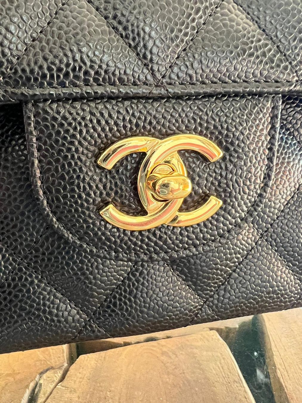 Chanel Borse da donna: CHANEL Jumbo Handtasche – Nuovo (secondo la descrizione) da Bonstetten venduto da Swiss4Sale 5