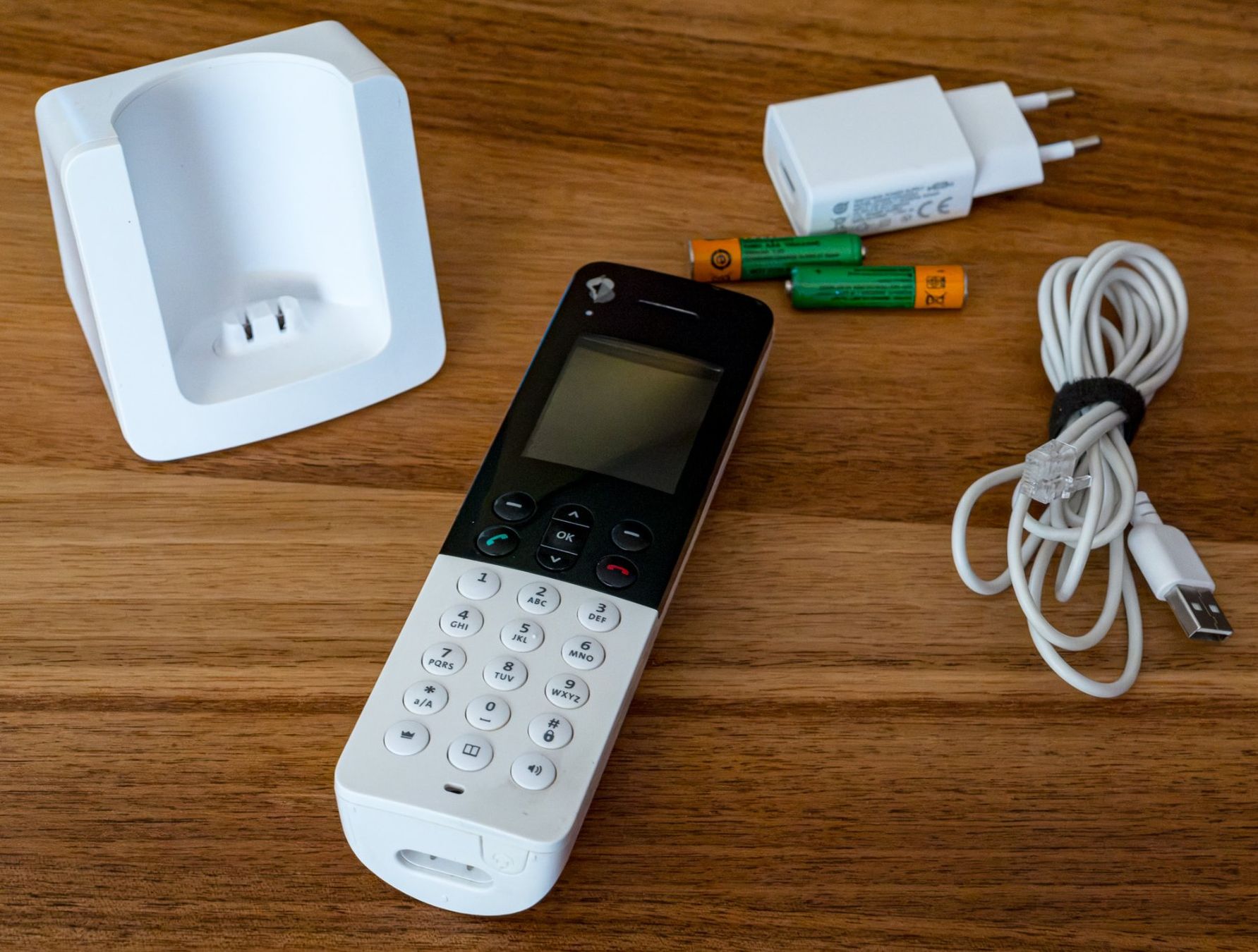 Swisscom Telefoni: Swisscom Telefon HD Phone Davos – Usato da Schenkon venduto da amrix 2