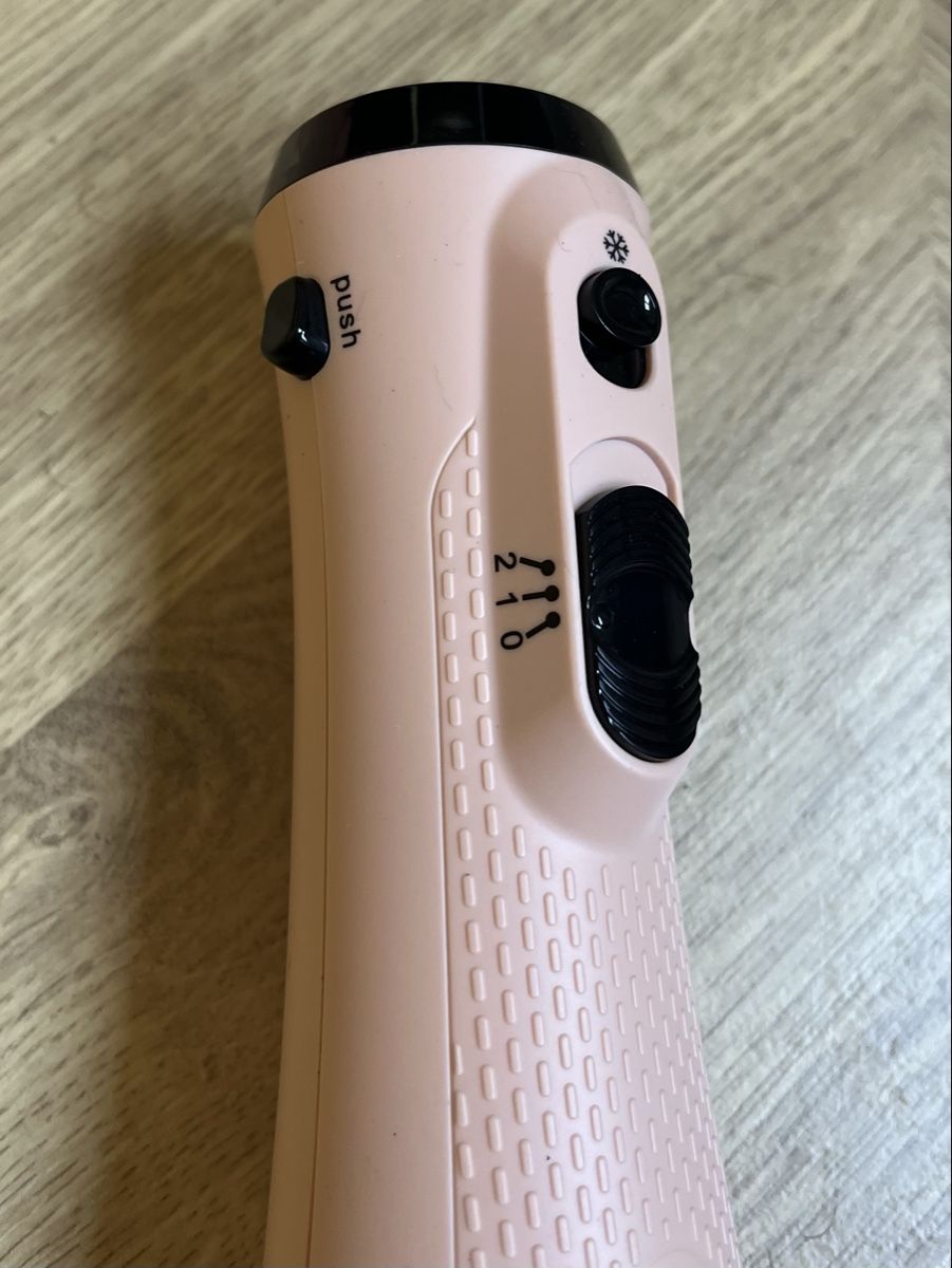 SilverCrest Altro per la cura dei capelli: SilverCrest Brosse soufflante multifonction - Rose – Usato da Sion venduto da Kitty_Kat 2