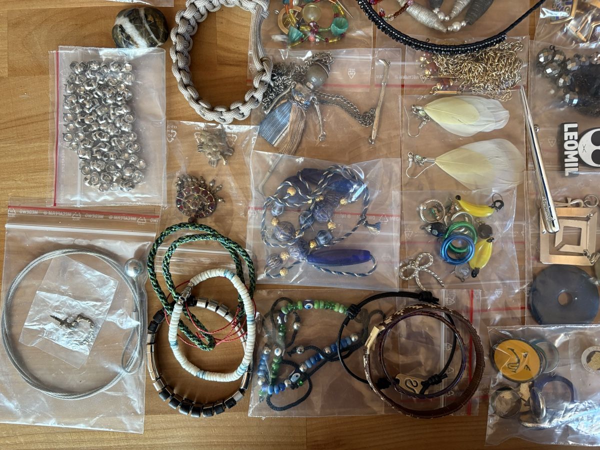 Autres bijoux: Schmucklot zum basteln – D'occasion à Rümlang par euqinom16 4