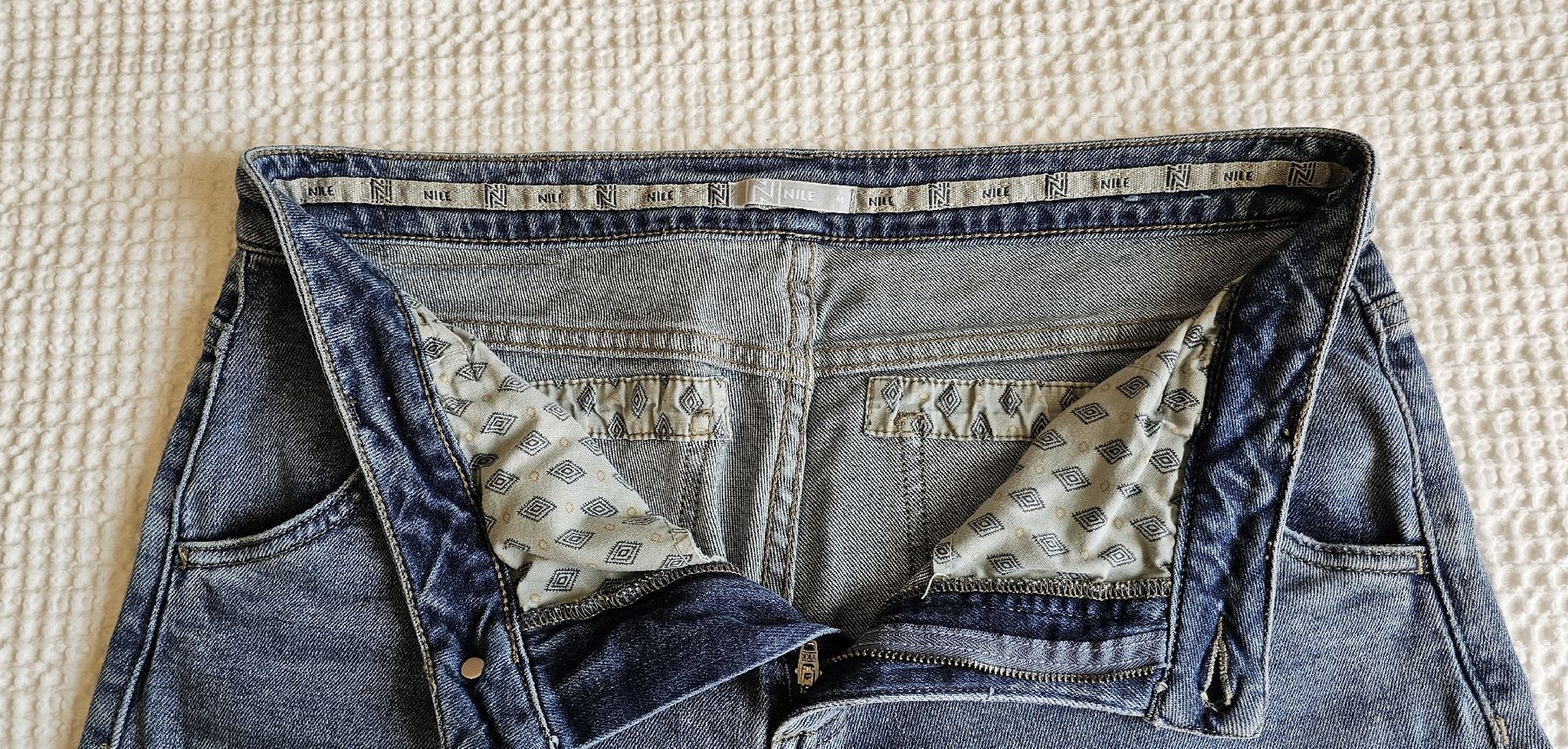 Nile Jeans: Nile ~ Jeans Gr. M – D'occasion à Kollbrunn par Antikmann 1