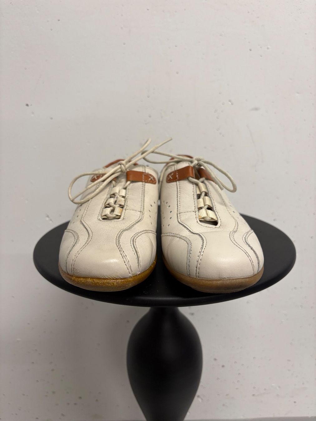 Scarpe da donna: Caprice Halbschuhe Schuhe Gr. 37 Leder beige – Nuovo (secondo la descrizione) da Regensdorf venduto da secondchancefashion 2
