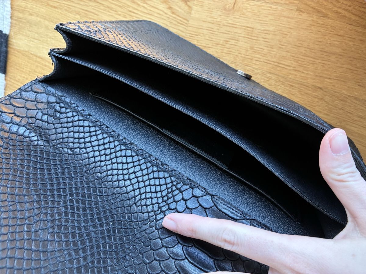 Borse: Schwarze Leder Handtasche, Schlangenoptik – Usato da Muttenz venduto da Vivian_345 3
