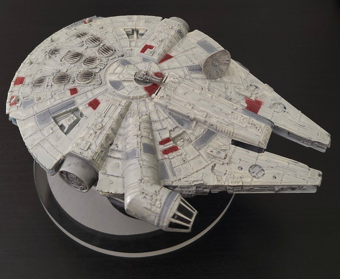 Star Wars Kit di modellismo & Modellini statici: Disney Store Star Wars Millennium Falcon Deluxe Diecast – Usato da Arlesheim venduto da Jokerman69 1