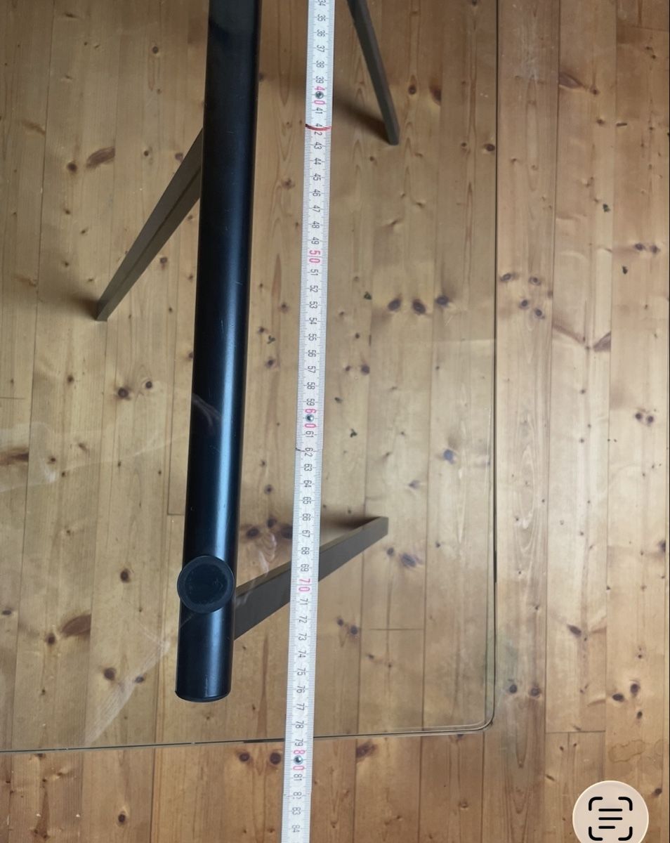 Tavoli: Glasstisch mit schwarzen Metallbeinen – Usato da Gockhausen venduto da AnneT07 3