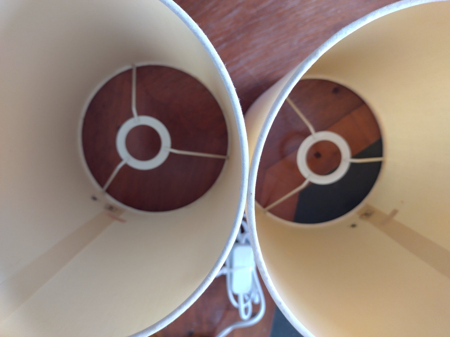 Lampade: Nachttischlampen – Usato da Altbüron venduto da bestatter12 2