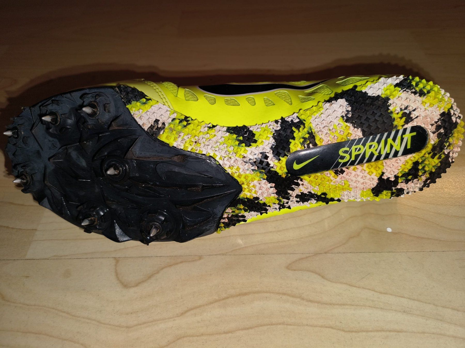 Nike Scarpe da uomo: Herren Leichtathletik NagelSchuhe,Gr.41 – Nuovo (secondo la descrizione) da aarburg venduto da macacito 1