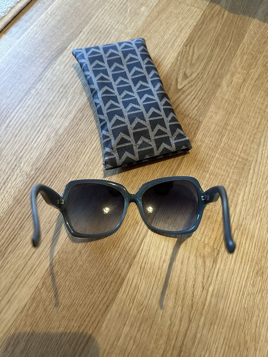 Michael Kors Occhiali & Lenti: Michael Kors Sonnenbrille mit Etui – Usato da Luzern venduto da ariazalea 3