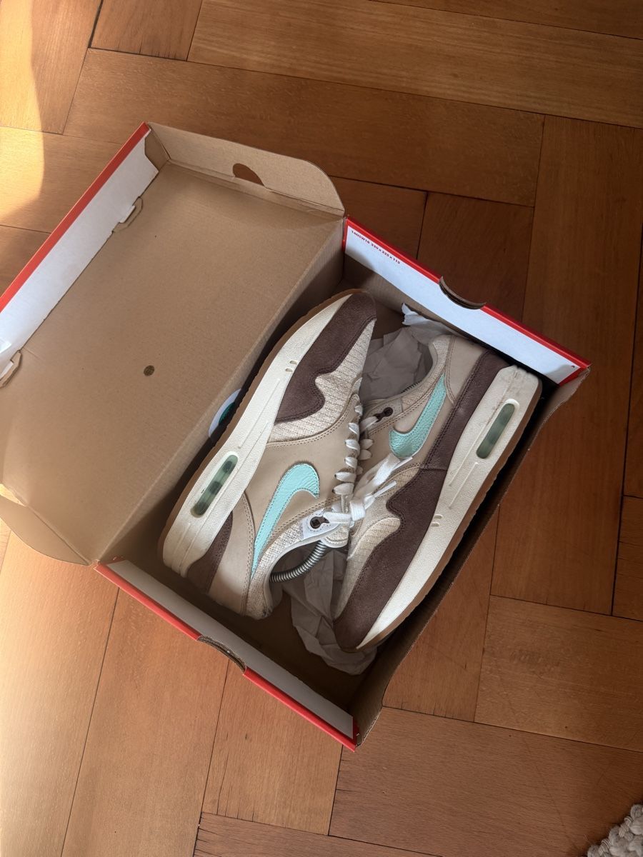 Nike Scarpe da uomo: Nike Air Max 1 PRM Medium Brown / Mint Foam 42.5 – Usato da St. Gallen venduto da samuel9408
