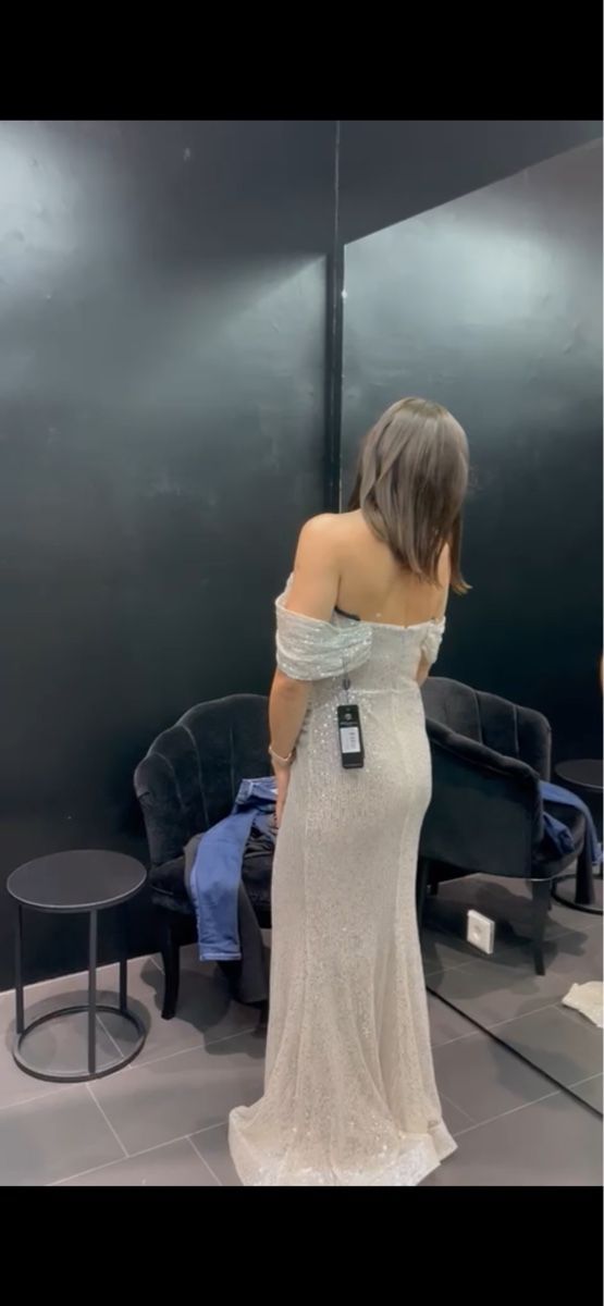 Vestiti: Kleid – Usato da Langenthal venduto da Nu89 1