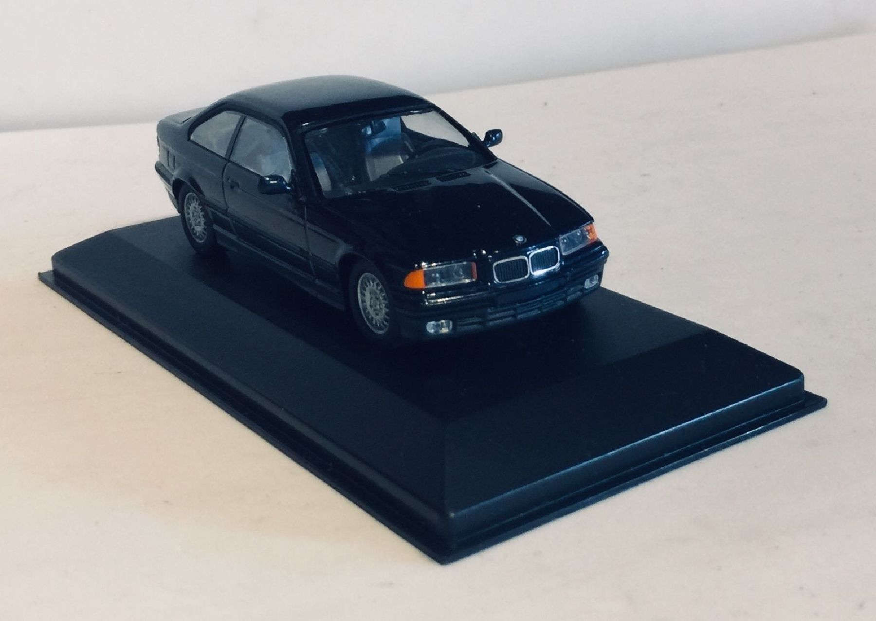 Minichamps Modellini d'auto: MINICHAMPS BMW 3-Series – Usato da Sonceboz-Sombeval venduto da Decolove 2