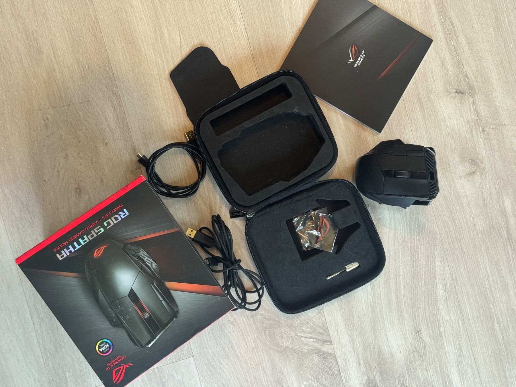 Asus Souris: ASUS ROG SPATHA WIRELESS GAMING MOUSE – D'occasion à Neuchatel par Mr-Nobody