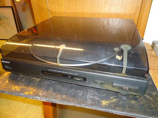 Sony Plattenspieler: Sony PS-LX60 Automatic Turntable Es hat keine strom  Defekt – Defekt aus Zürich von liquidation-cobra 3