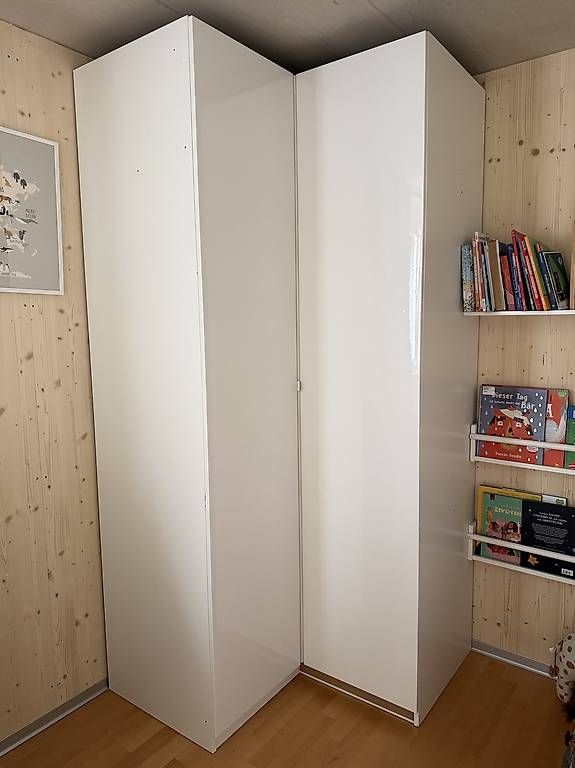 Armadi: IKEA PAX Eckkleiderschrank – Usato da Seuzach venduto da van_6l7n 2