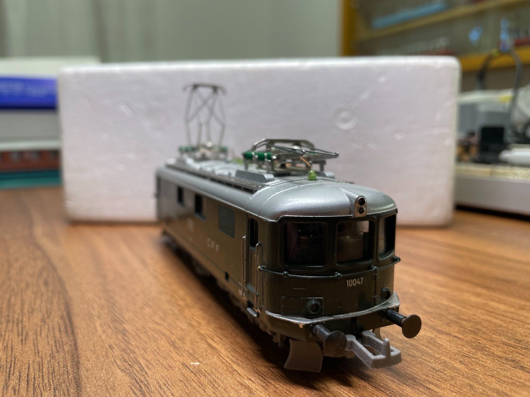 Lima Modelleisenbahnen: Lima SBB Re 4/4 I  10047 in DC analog – Gebraucht aus Villmergen von Mfritz 3