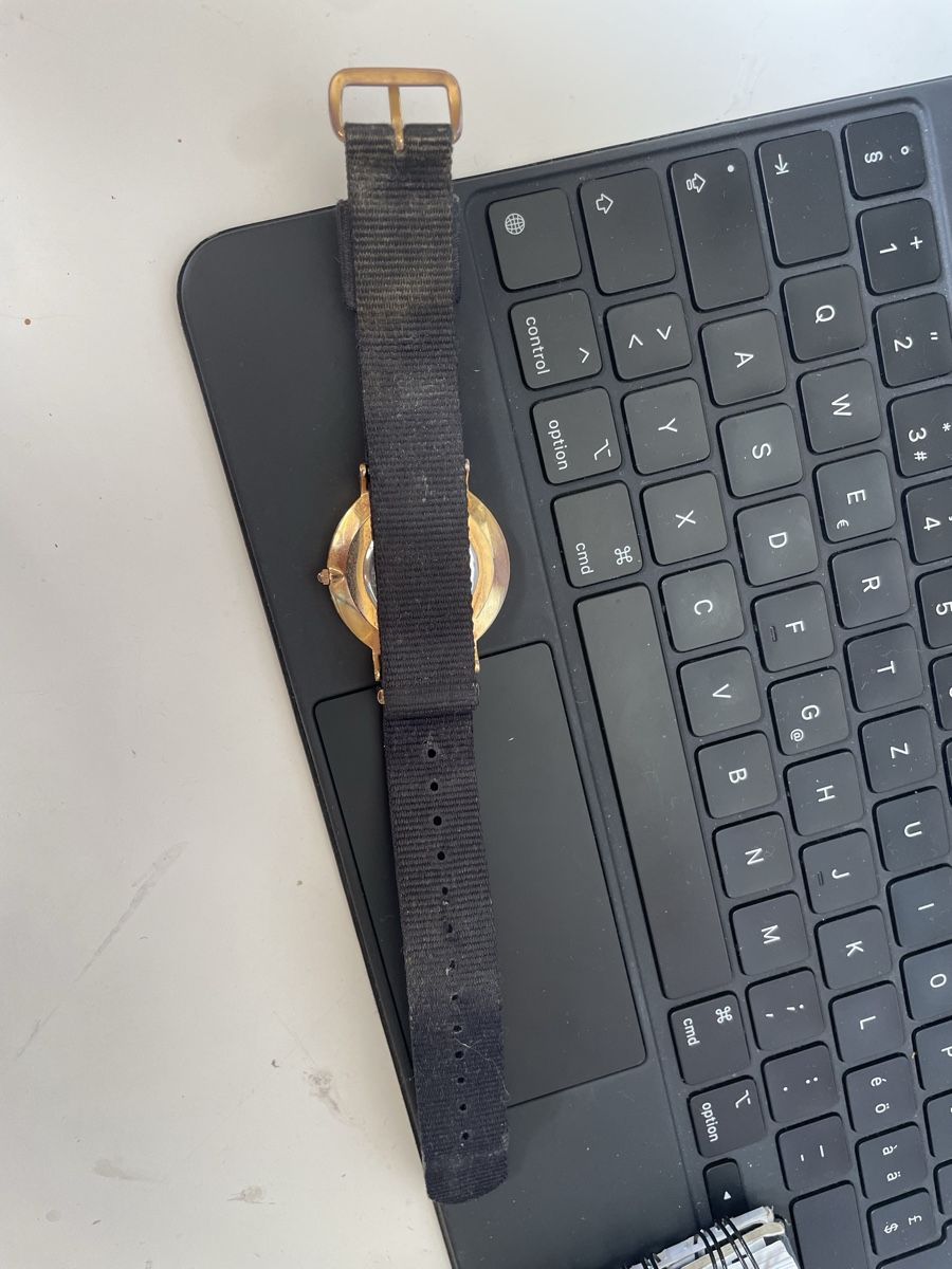 Daniel Wellington Uhren: 2 montres Daniel Wellington – Gebraucht aus Lavigny von Lea_9rxv 1
