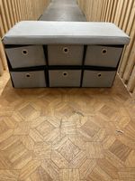 Graue Sitzbank/Truhe mit Stauraum - Top Zustand!