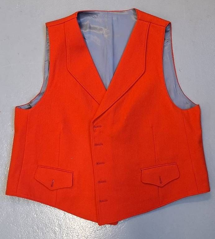 Gilet & Giacche: rotes Gilet ohne Knöpfe – Nuovo (secondo la descrizione) da Uznach venduto da boos8